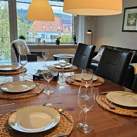 Ferienwohnung In Zentraler Und Ruhiger Lage Mit Balkon, Fusslaeufig Zur Innenstadt Hamelin Exterior photo