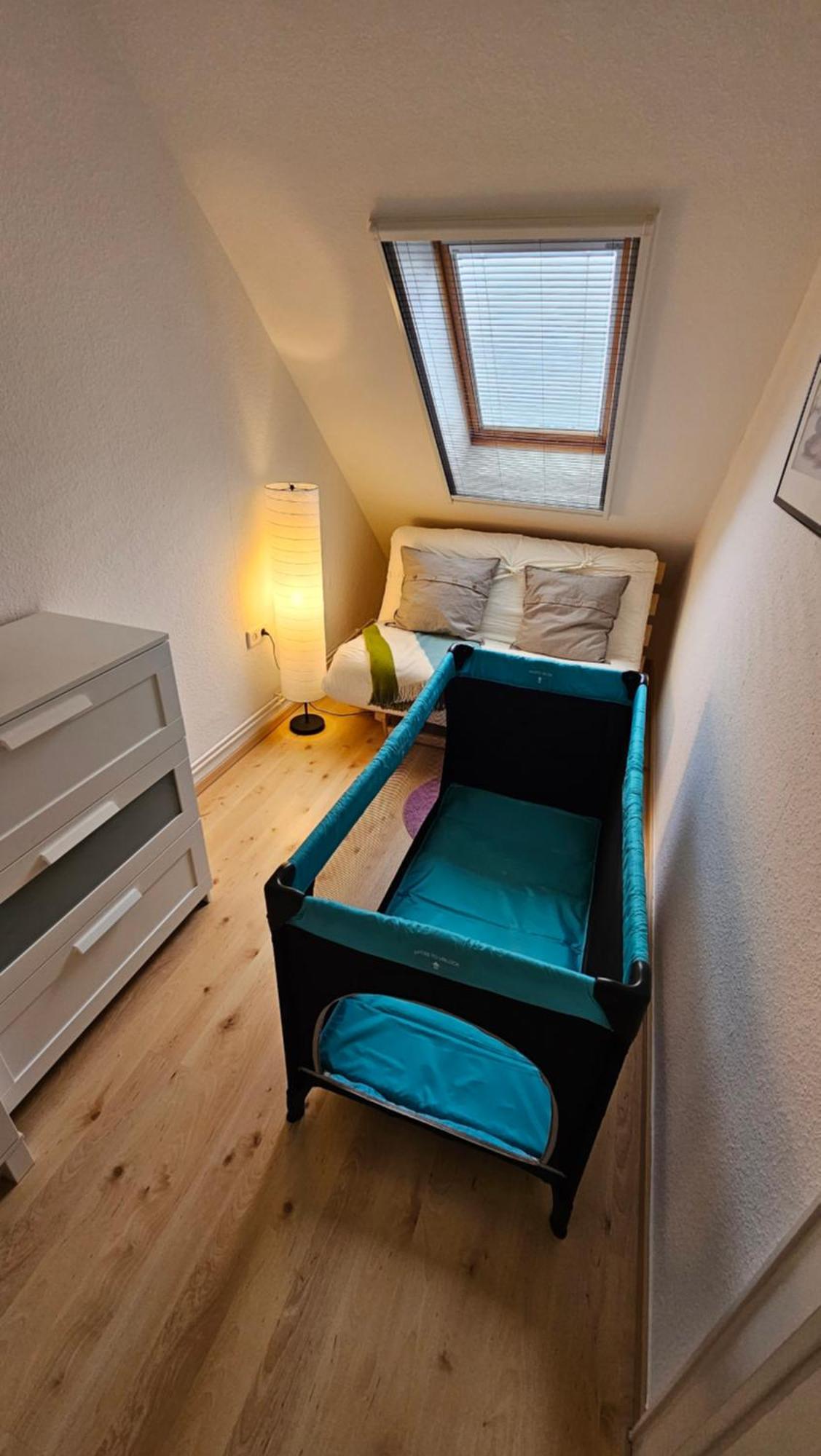 In Zentraler Und Ruhiger Lage Mit Balkon, Fusslaeufig Zur Innenstadt Hamelin